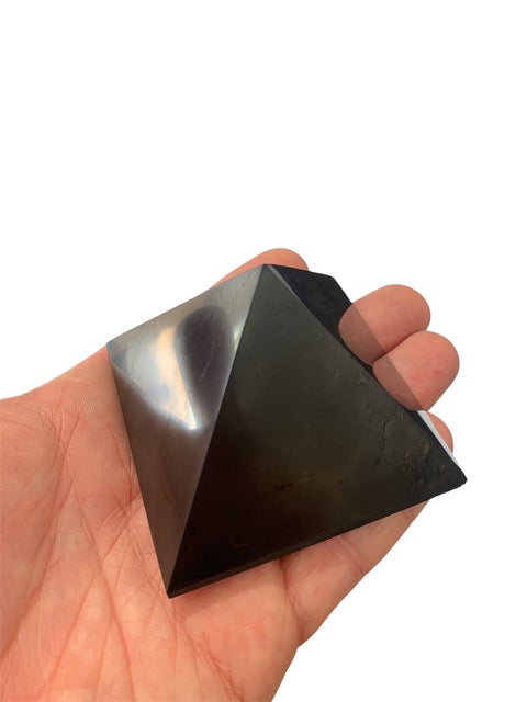 Pyramide Shungite