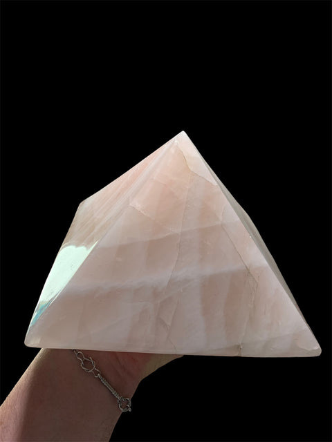 Pyramide geante Quartz Rose